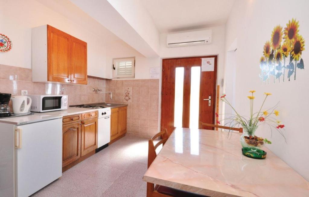 Apartments Coko Omis Phòng bức ảnh