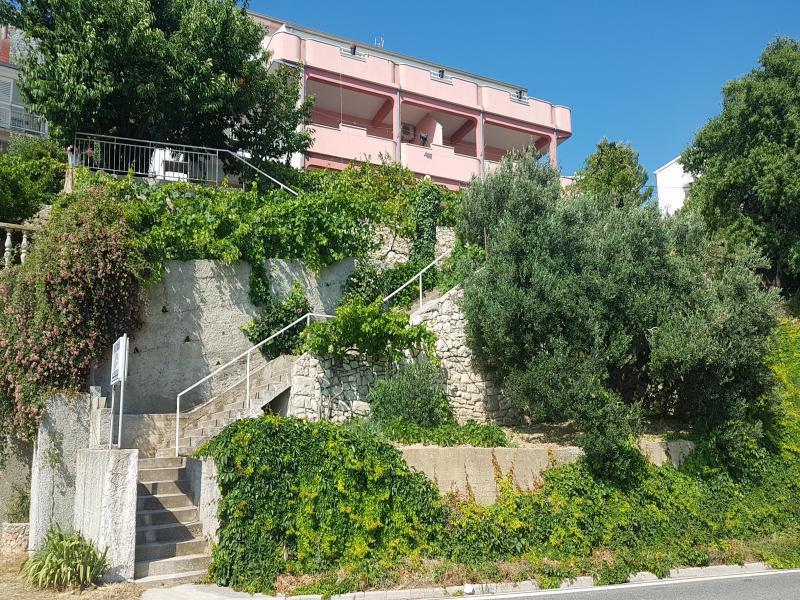 Apartments Coko Omis Ngoại thất bức ảnh