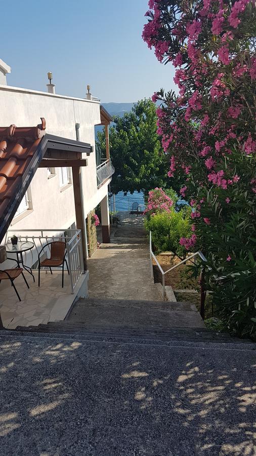 Apartments Coko Omis Ngoại thất bức ảnh