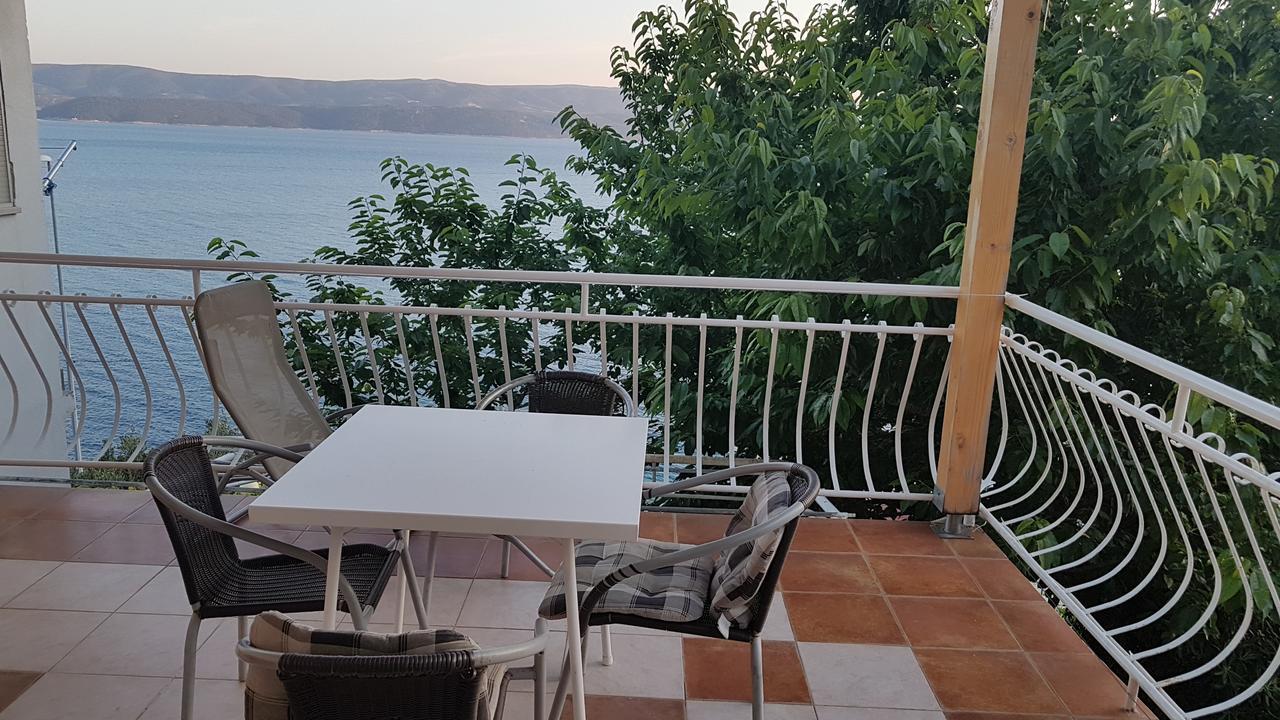 Apartments Coko Omis Ngoại thất bức ảnh