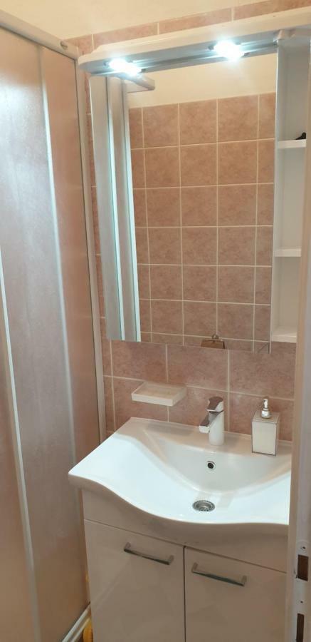 Apartments Coko Omis Ngoại thất bức ảnh